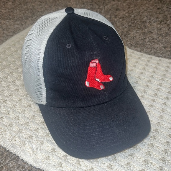 Nike MLB Other - NWOT Nike MLB Boston Red Sox Hat